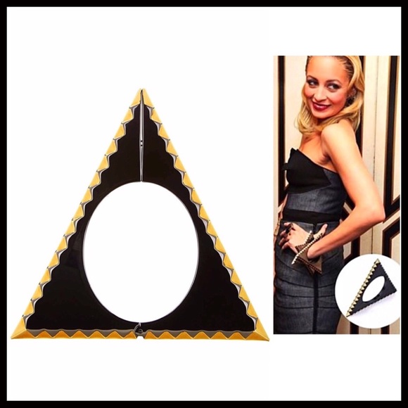 HOUSE OF HARLOW STATEMENT CUFF - Picture 5 of 8